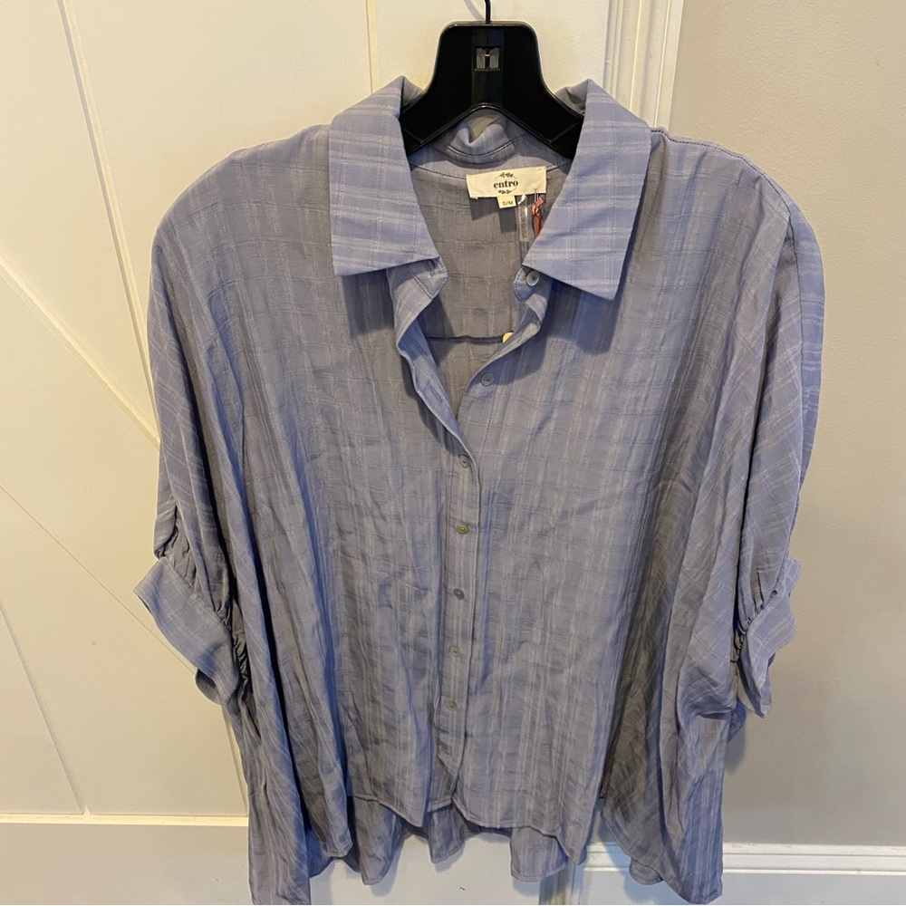 NWT Entro Top